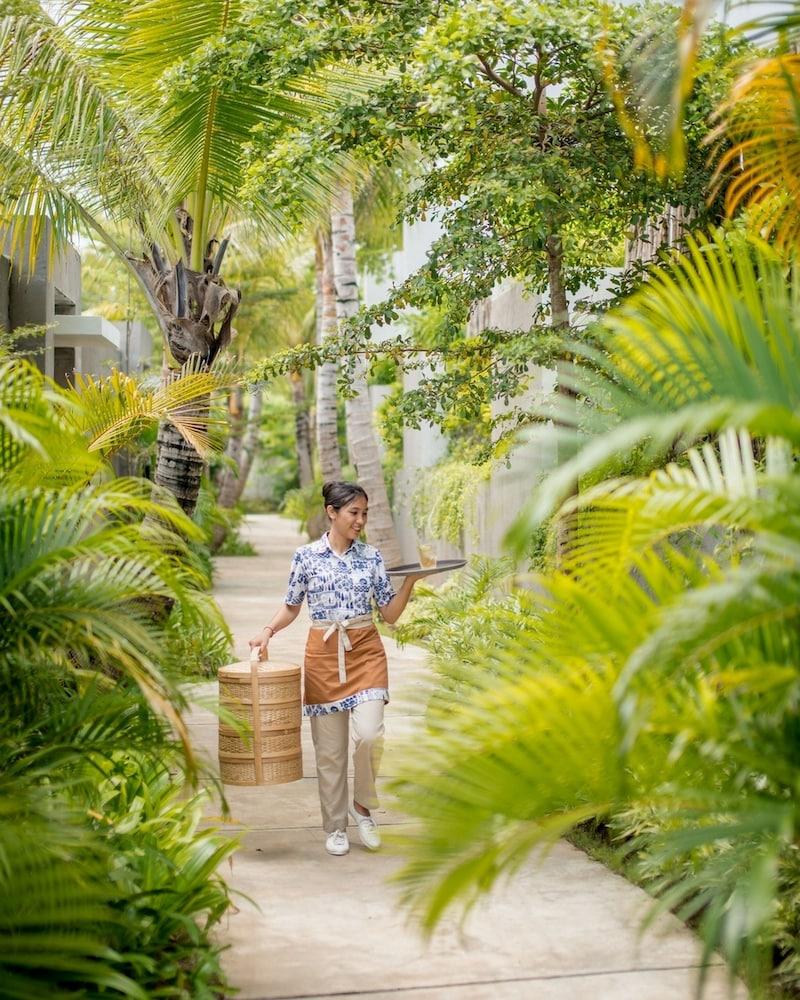 Cross Bali Breakers Hotel Jimbaran  Ngoại thất bức ảnh