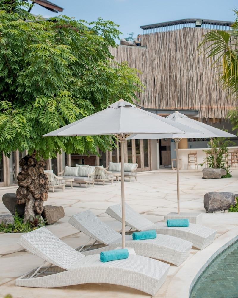 Cross Bali Breakers Hotel Jimbaran  Ngoại thất bức ảnh