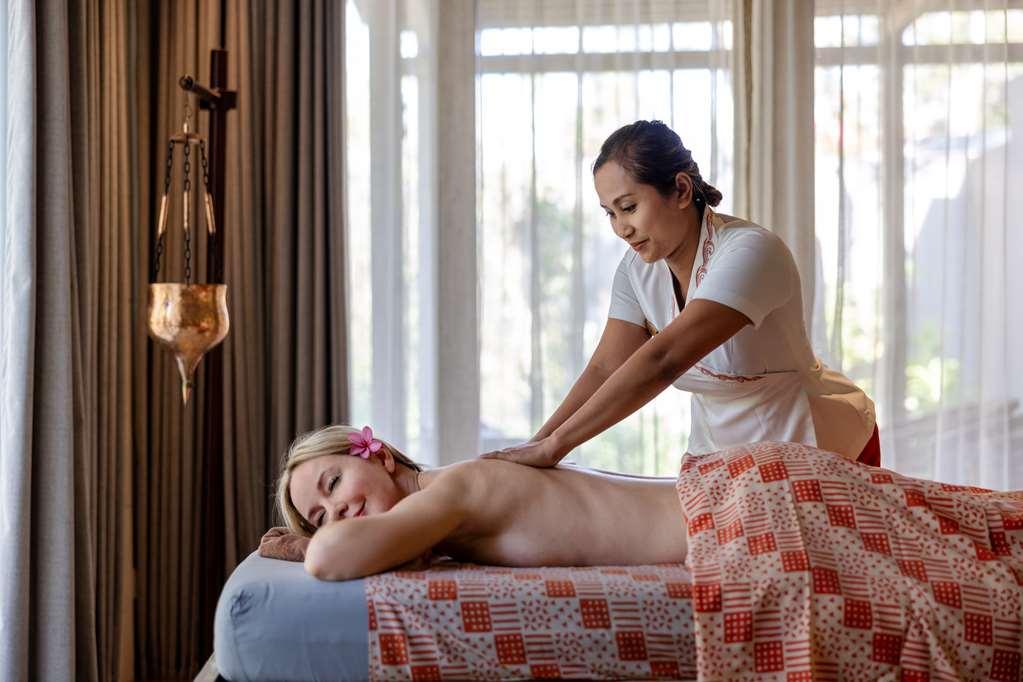 Cross Bali Breakers Hotel Jimbaran  Tiện nghi bức ảnh